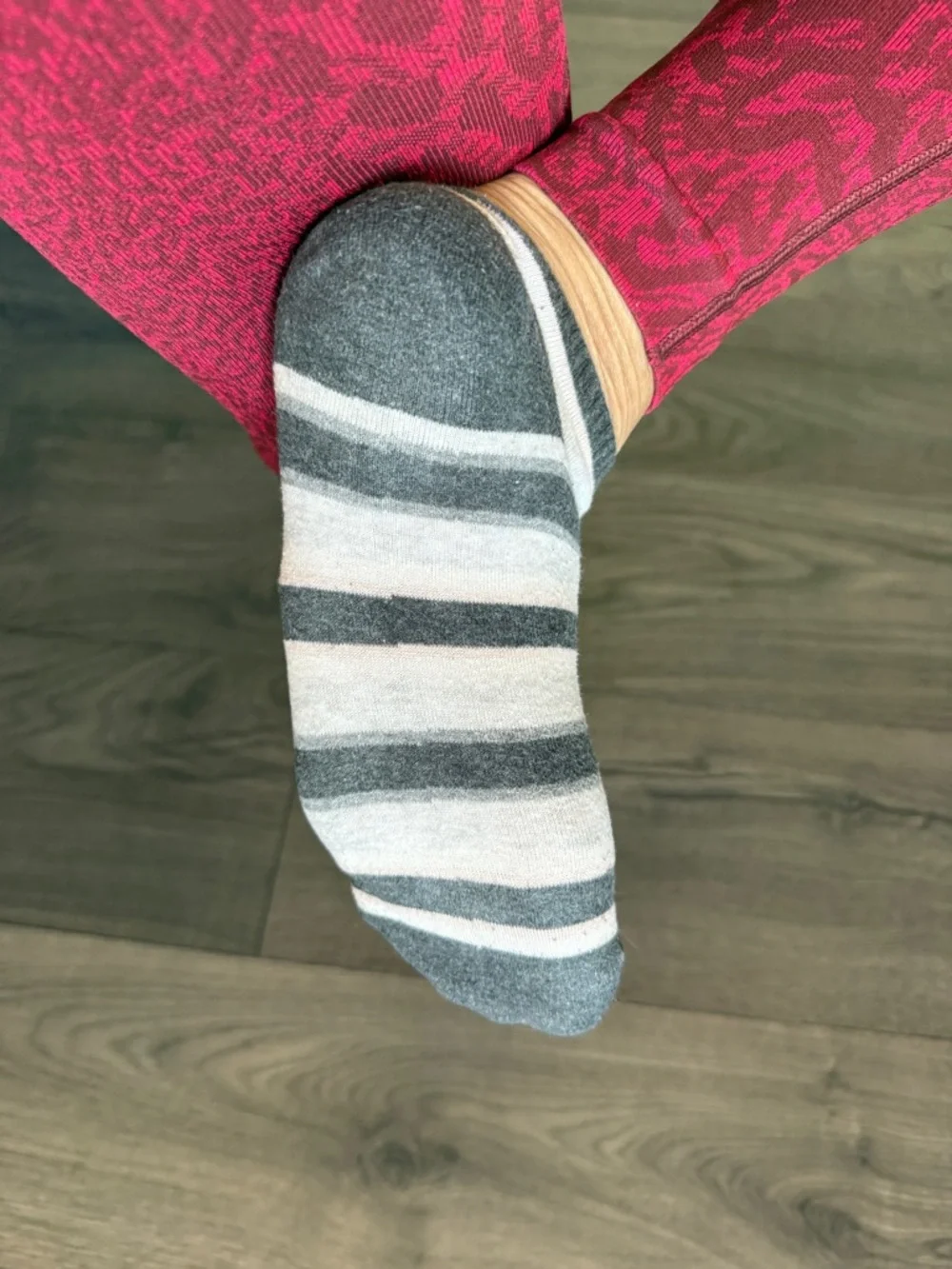 Athleisure Comfy Mismatched Ankle Socks Stripes Gray White Pink Gym